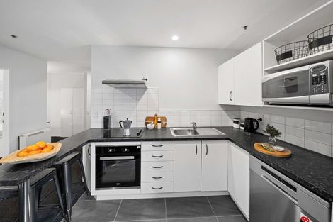 Photo of property in Courtenay Apartments, 408/120u Courtenay Place, Te Aro, Wellington, 6011