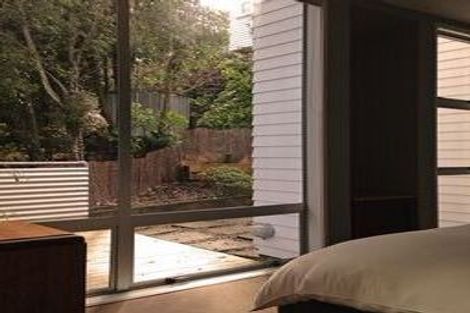 Photo of property in 6 Glentui Grove, Khandallah, Wellington, 6035