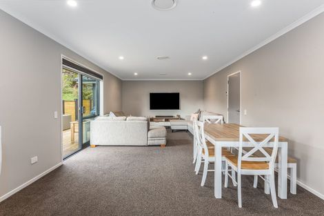 Photo of property in 1 Genoa Place, Whitby, Porirua, 5024