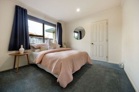 Photo of property in 12 Greenough Place, Rototuna, Hamilton, 3210