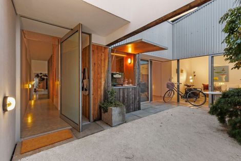 Photo of property in 90 Alpha Street, Cambridge, 3434