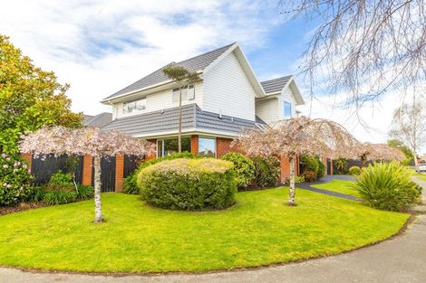 Photo of property in 2 Millcroft Place, Parklands, Christchurch, 8083