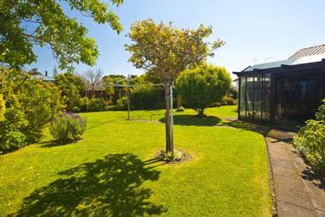 Photo of property in 300 Kahutia Street, Gisborne, 4010