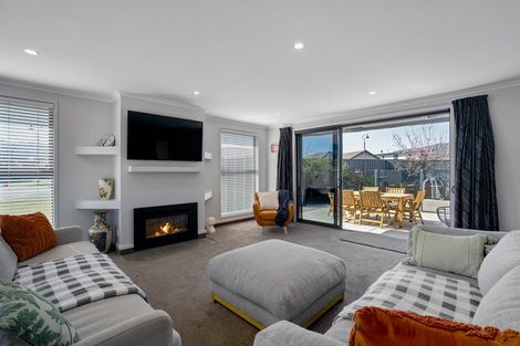 Photo of property in 28 Matthews Crescent, Cromwell, 9310