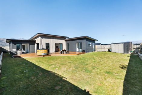 Photo of property in 13 Teal Place, Lake Hawea, Wanaka, 9382