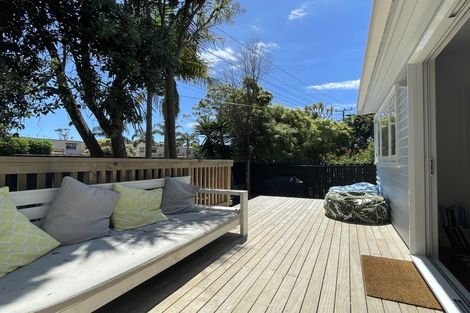 Photo of property in 61 Kauri Road, Stanmore Bay, Whangaparaoa, 0932