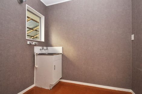 Photo of property in 81 Kemp Road, Massey, Auckland, 0614