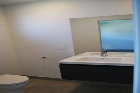 Photo of property in 41 Shepherd Road, Jacks Point, Queenstown, 9371