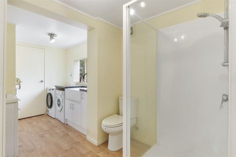Photo of property in 4 Colum Place, Bucklands Beach, Auckland, 2014