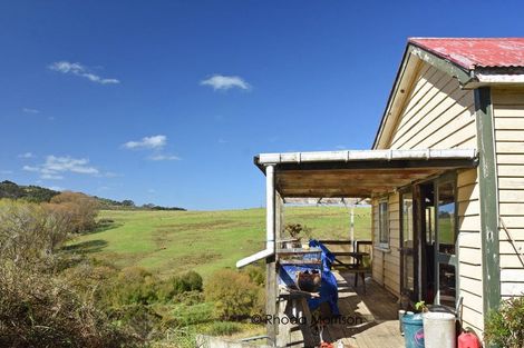 Photo of property in 153 Pahi Road, Pahi, Paparoa, 0571