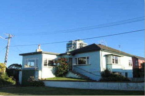 Photo of property in 4 Mckay Street, Paraparaumu Beach, Paraparaumu, 5032