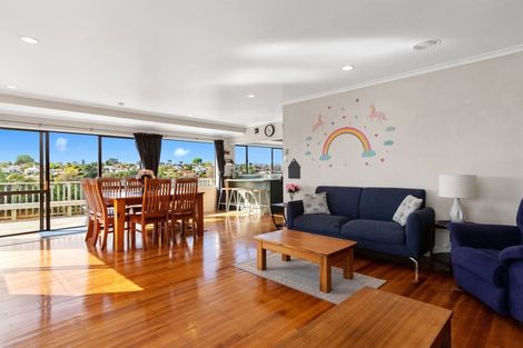 Photo of property in 70 Hinewa Road, Otumoetai, Tauranga, 3110