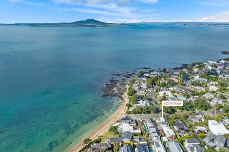 Photo of property in 22 Tiri Road, Milford, Auckland, 0620