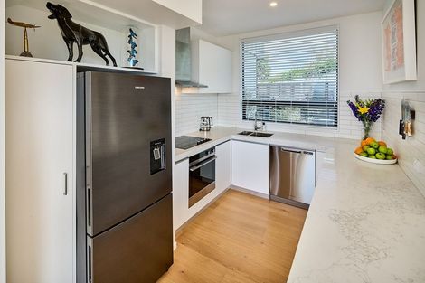 Photo of property in 6/78 Orangi Kaupapa Road, Northland, Wellington, 6012