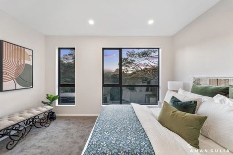 Photo of property in 93 Woodglen Road, Glen Eden, Auckland, 0602