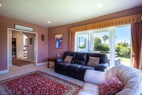 Photo of property in 8 Belle-mer Place, Gulf Harbour, Whangaparaoa, 0930