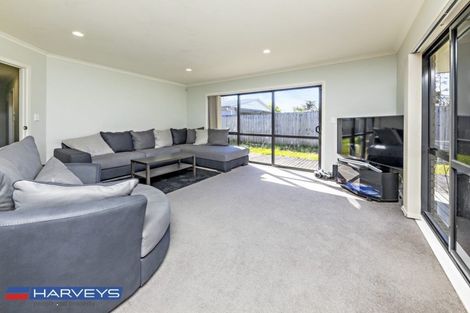 Photo of property in 30a Grove Road, Papakura, 2110