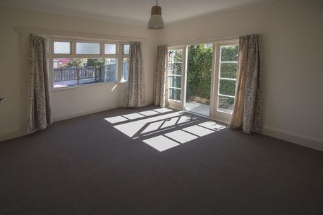 Photo of property in 92 Mackworth Street, Woolston, Christchurch, 8062