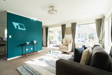 Photo of property in 8b Reid Avenue, Mosgiel, 9024