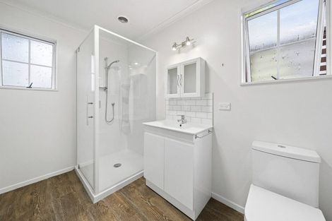 Photo of property in 35-37 William Street, Waikanae Beach, Waikanae, 5036