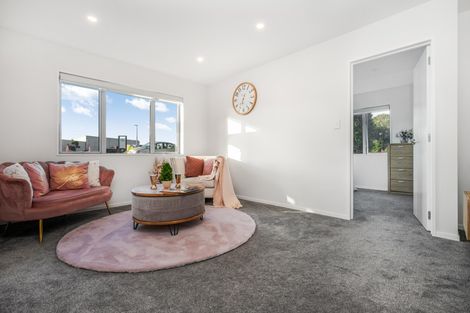 Photo of property in 245a Hobsonville Road, Hobsonville, Auckland, 0618