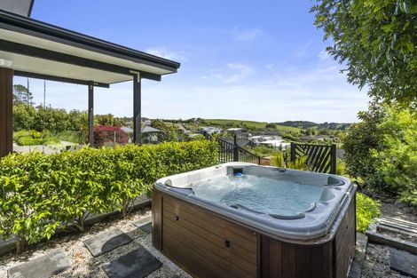 Photo of property in 85 Solan Drive, Waimauku, 0812