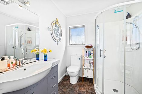 Photo of property in 80 Campbell Road, Parua Bay, Onerahi, 0192