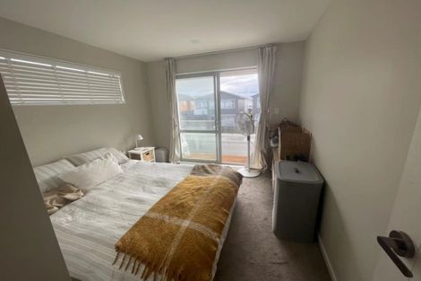 Photo of property in 5 Toanui Road, Hobsonville, Auckland, 0616