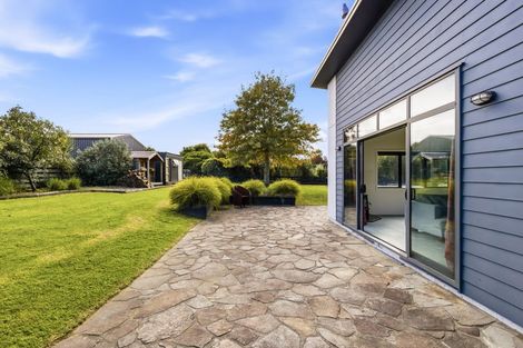 Photo of property in 92 Lisland Drive, Kinloch, Taupo, 3377