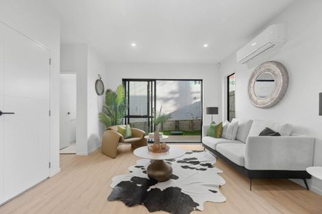 Photo of property in 108b Taikata Road, Te Atatu Peninsula, Auckland, 0610