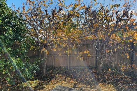 Photo of property in 27 Pahi Place, West Harbour, Auckland, 0618