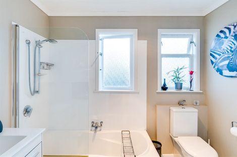 Photo of property in 3 Chester Street, Taradale, Napier, 4112