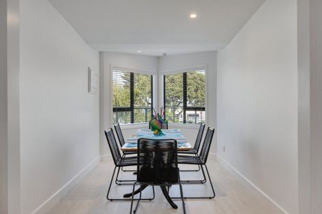 Photo of property in 6 Adams Avenue, Mount Maunganui, 3116