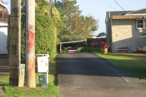 Photo of property in 6 Ross Avenue, Glenfield, Auckland, 0629