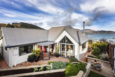 Photo of property in 26 Cornwall Road, Lyttelton, 8082