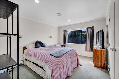 Photo of property in 190 Glover Road, Hawera, 4610