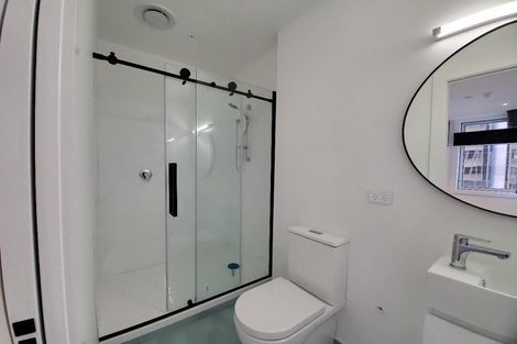 Photo of property in 155 Queen Street, Northcote Point, Auckland, 0627