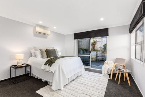 Photo of property in 38 Tongariro Drive, Aotea, Porirua, 5024