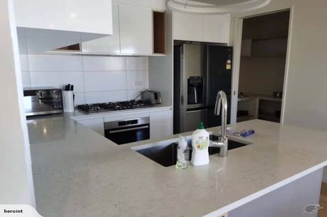 Photo of property in 25 Tihema Lane, Westgate, Auckland, 0614
