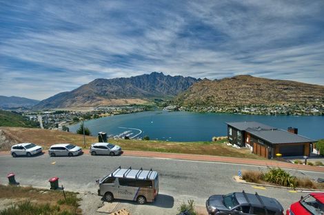 Photo of property in 8 Florence Close, Queenstown Hill, Queenstown, 9300