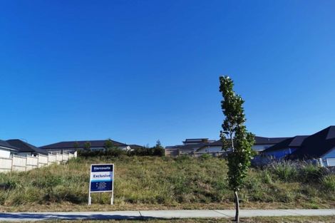 Photo of property in 61 Pitoitoi Drive, Riverhead, 0820