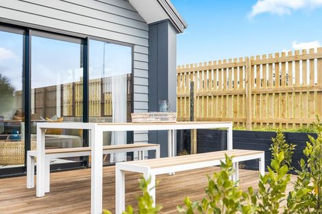 Photo of property in 4 Akau Lane, Wainui, 0992