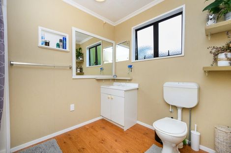 Photo of property in 8 Craven Court, Ashhurst, 4810