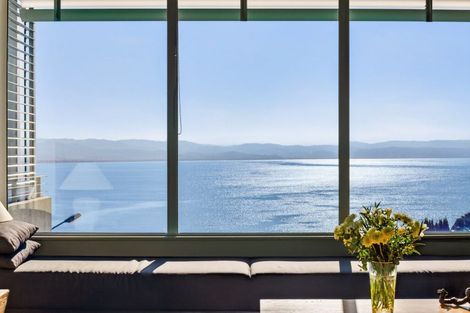 Photo of property in 2/23 Seapoint Road, Bluff Hill, Napier, 4110