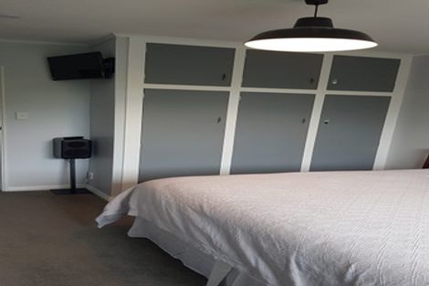 Photo of property in 2/125a Mackenzie Avenue, Woolston, Christchurch, 8023