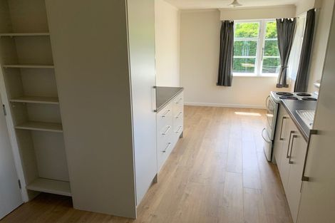 Photo of property in 3 Hill Grove, Naenae, Lower Hutt, 5011