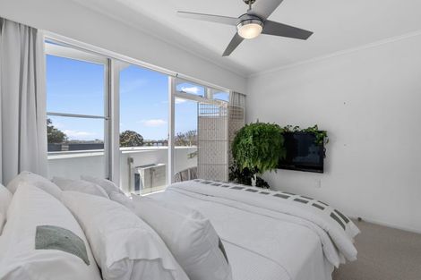 Photo of property in 3/22 Cliff Road, Tauranga, 3110