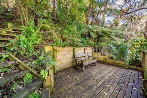 Photo of property in 42 Amapur Drive, Khandallah, Wellington, 6035