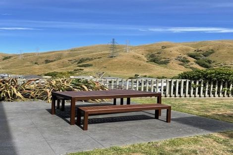 Photo of property in 5 Gifford Grove, Churton Park, Wellington, 6037