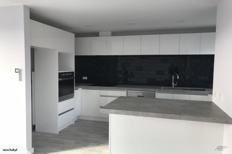 Photo of property in 121u3 Rongotai Road, Kilbirnie, Wellington, 6022